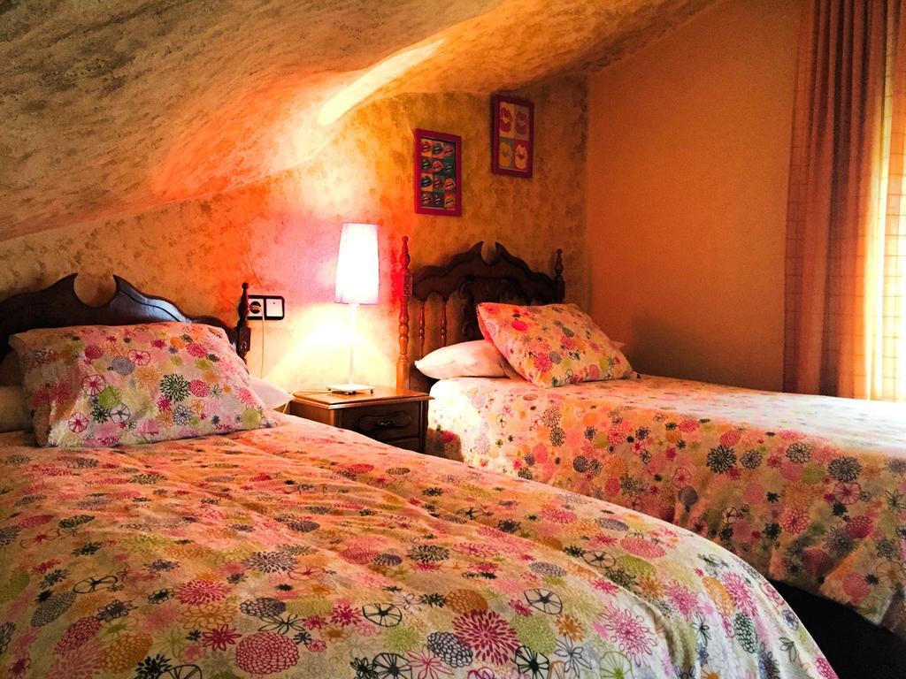 Casa Rural Cuevas Del Sol Setenil De Las Bodegas Esterno foto